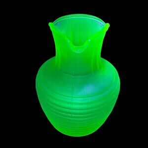 Frigidaire Uranium Glass Iced Tea Server Pitcher (GM Crest) Art Deco